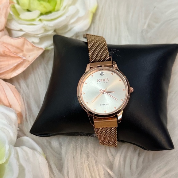 Women\'s Rose Gold Watch With Mesh Magnetic Adjustable Band Jones New York NWOT main image 4